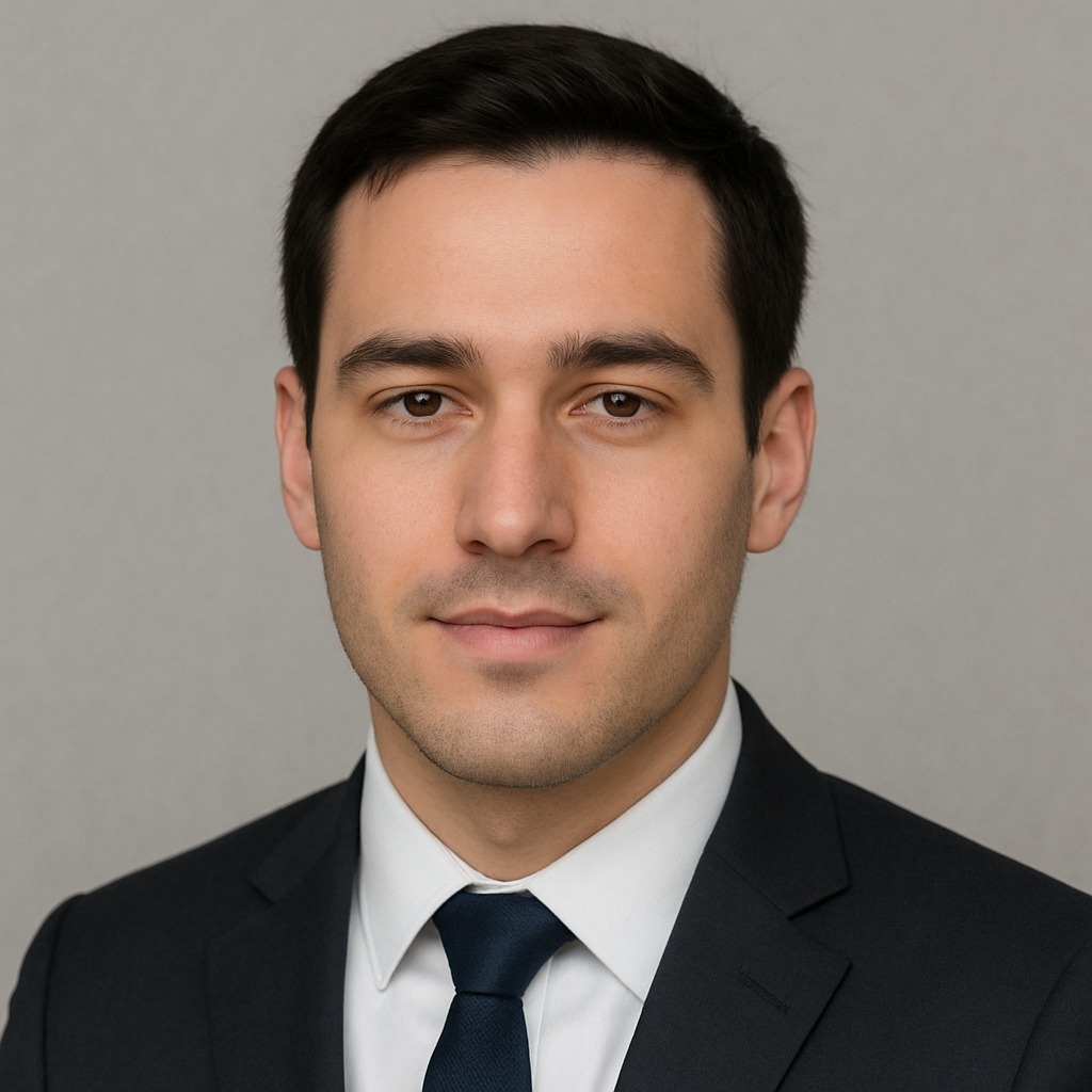 Headshot of Rifky Eidlisz, Tax Preparer - Client Rep